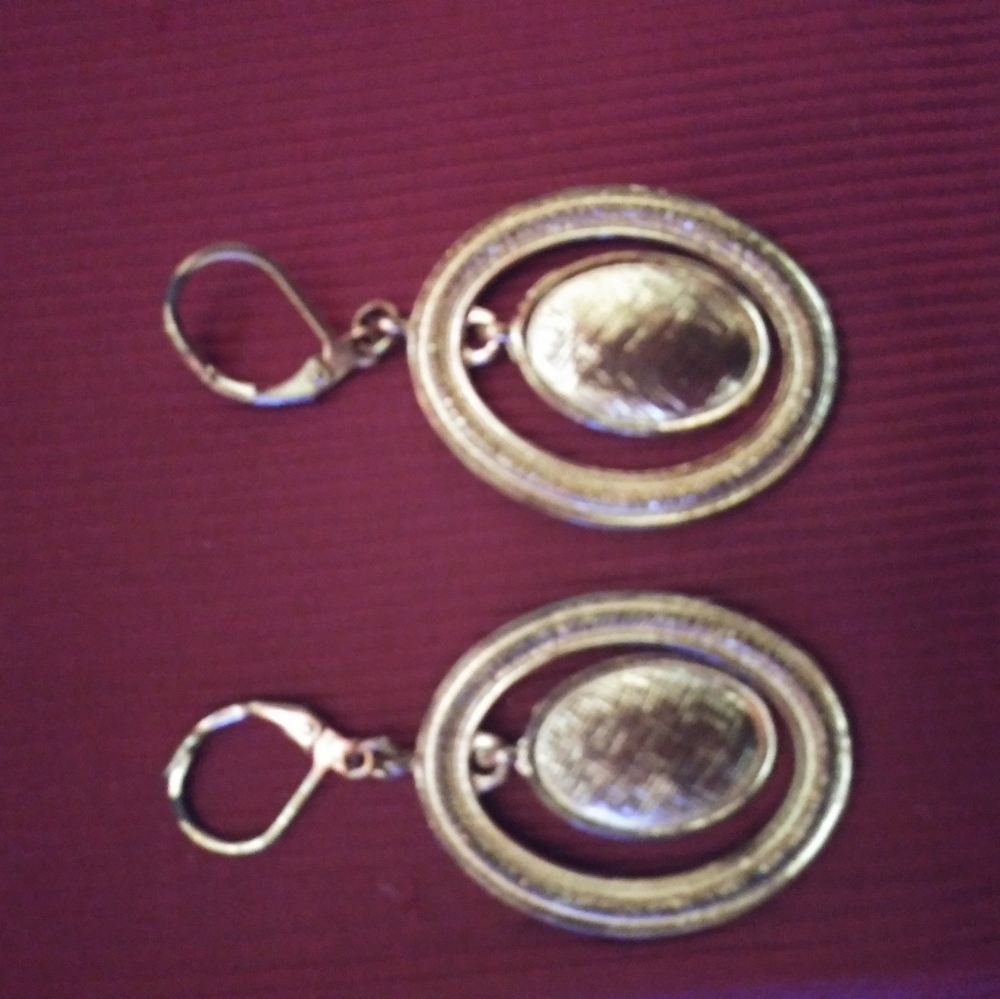 Gold filled Oval earrings